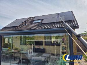 Schoonmaakbedrijf zuid-holland zonnepanelen reinigen
